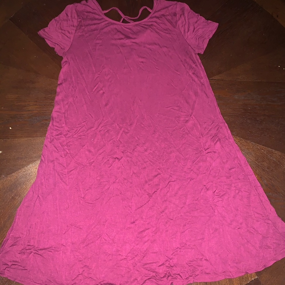 T-Shirt Dress - Maroon - Small